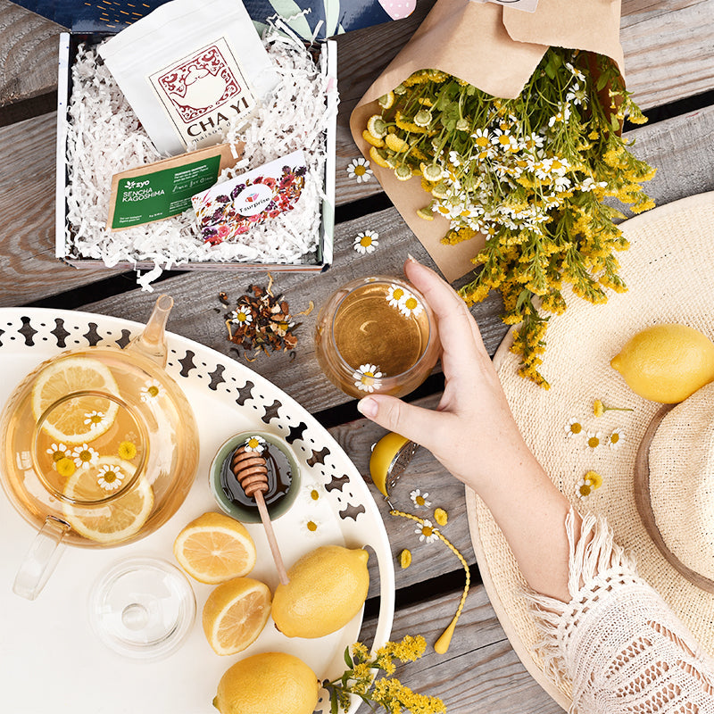 À l'ombre de sa capeline