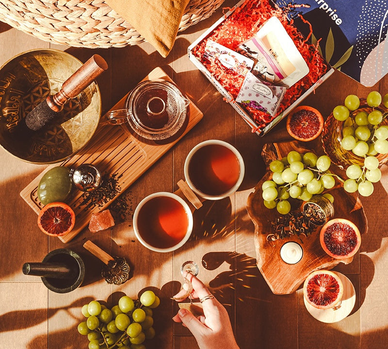 Top 5 des Thés et Infusions pour se Rafraîchir cet Été