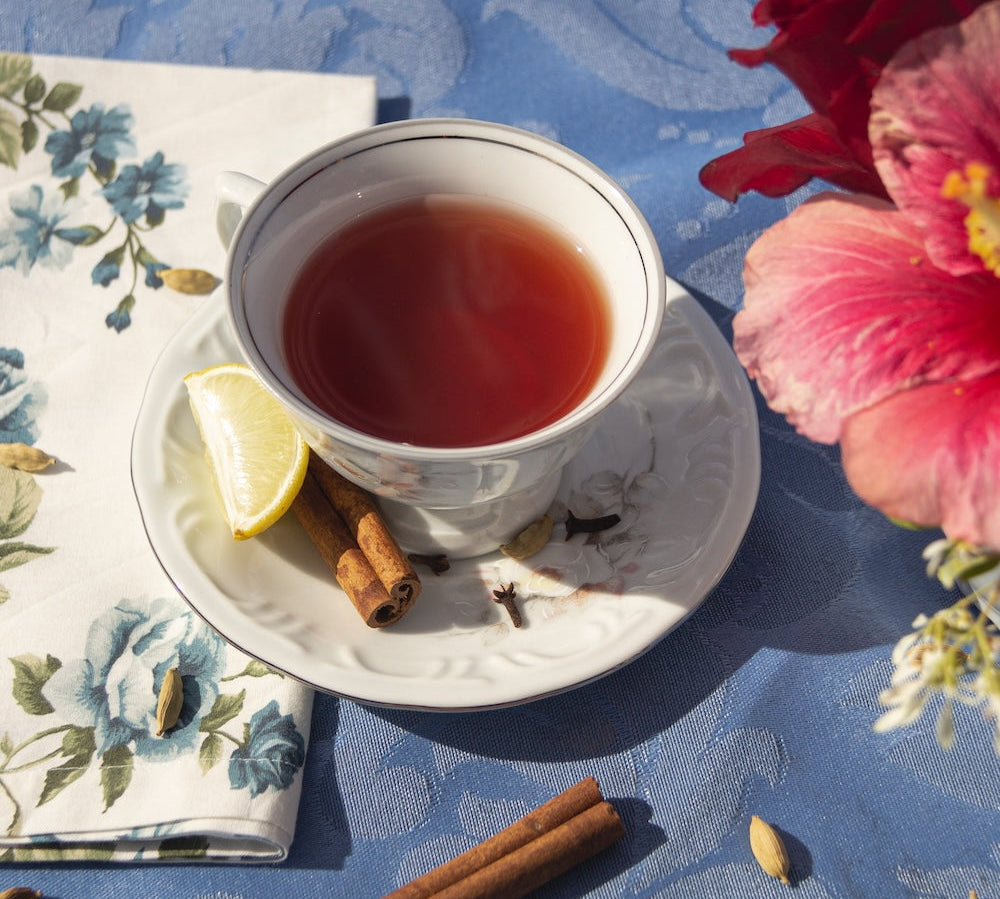 Recette de Thé Épicé pour Réchauffer Vos Journées d'Automne