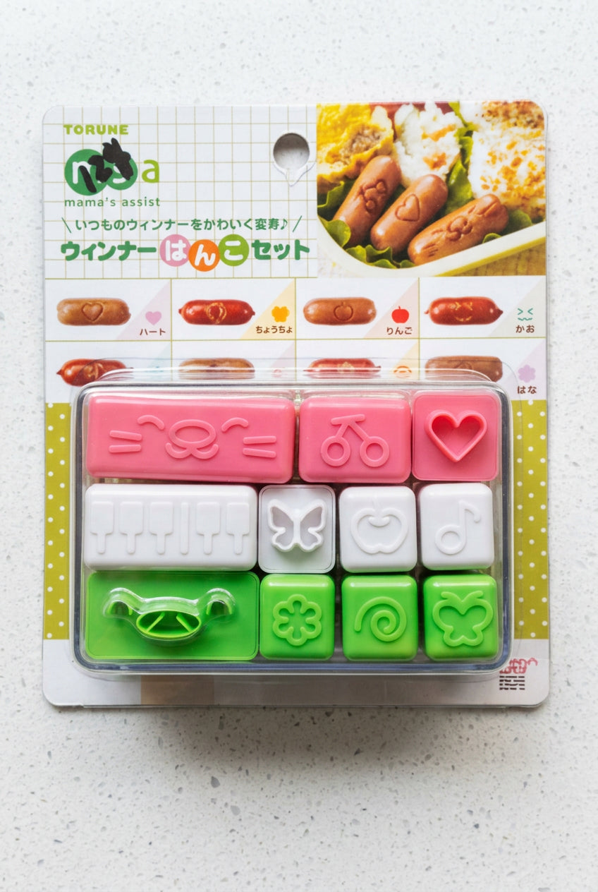 Ensemble de tampons à saucisses aux motifs cœur, fleurs et animaux.